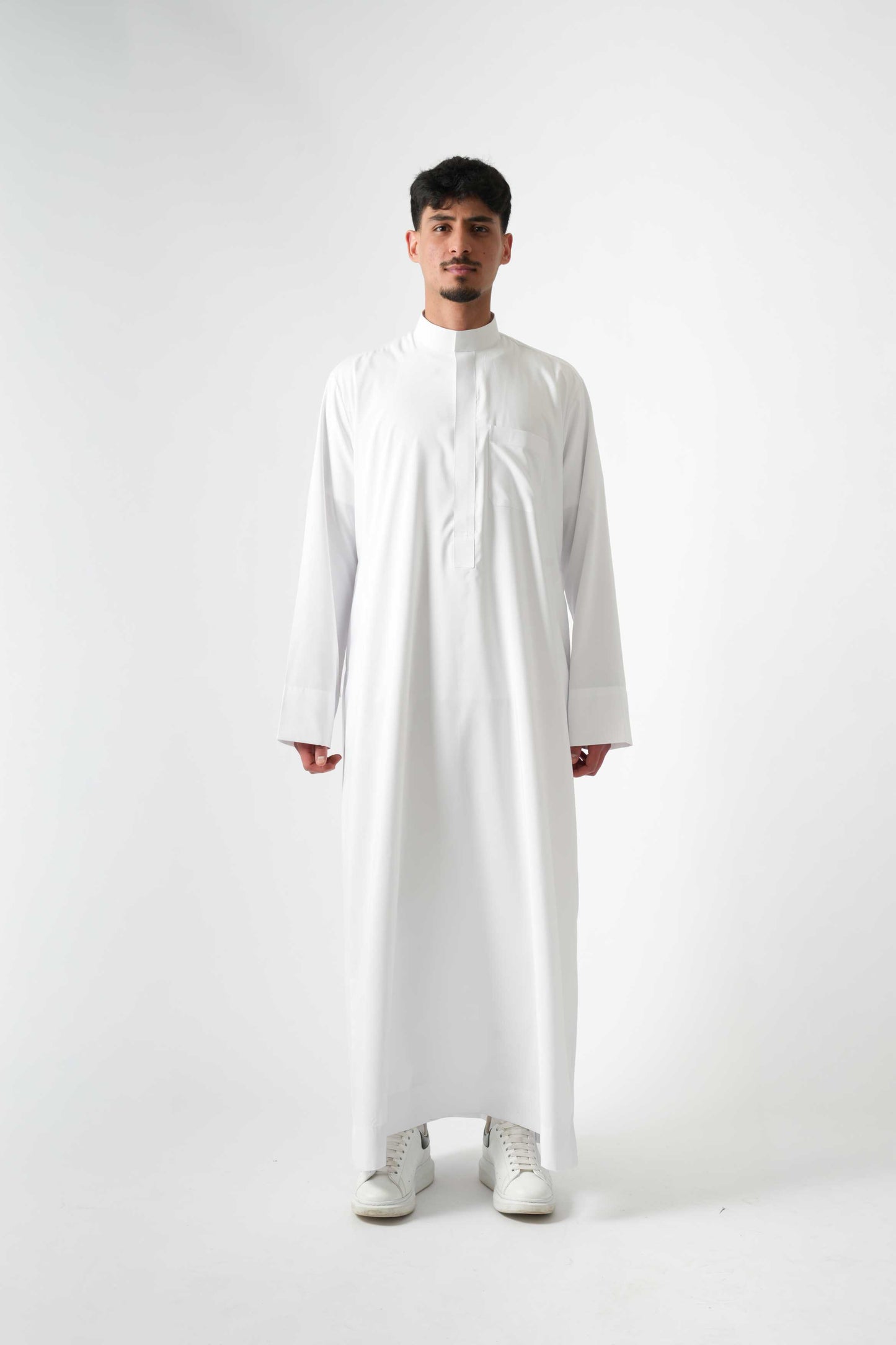 Saudi Kandoura – Erbe des Hejaz