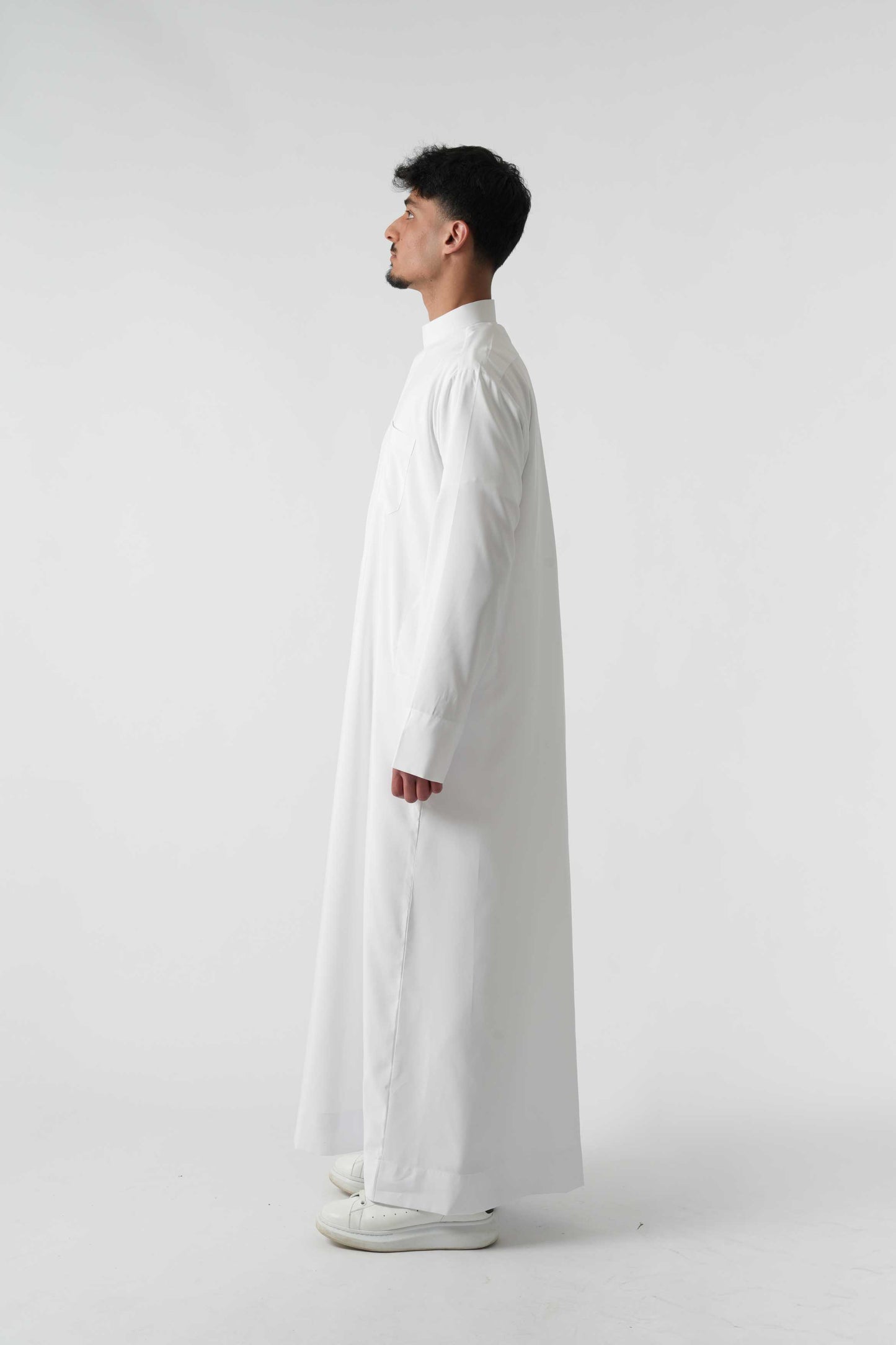 Saudi Kandoura – Erbe des Hejaz