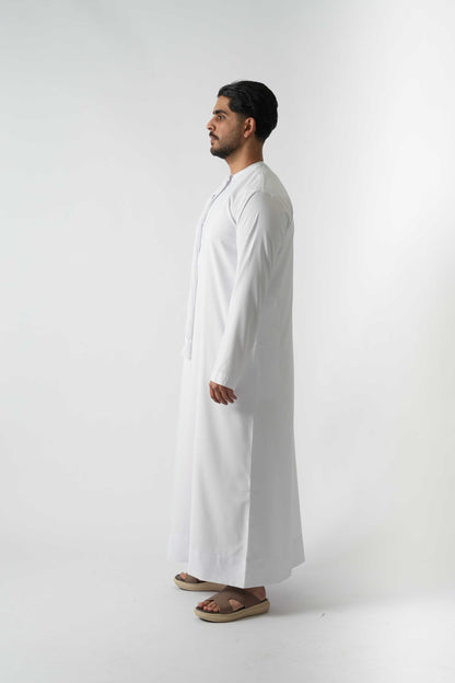 Emirati Kandoura – Der weiße Falke