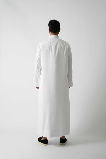 Qatari Kandoura – Der weiße Oryx
